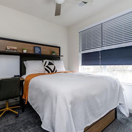 Yugo Guest Suites 厄巴纳 外观 照片